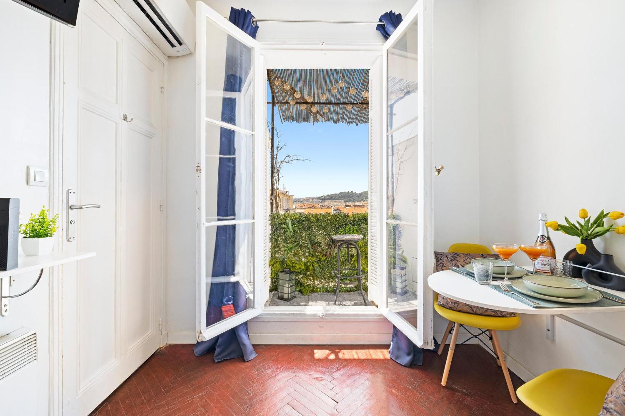 Apartment Center - Balcony Quiet - Air Conditioner - Kitchen - Wifi - Tram Nizza
